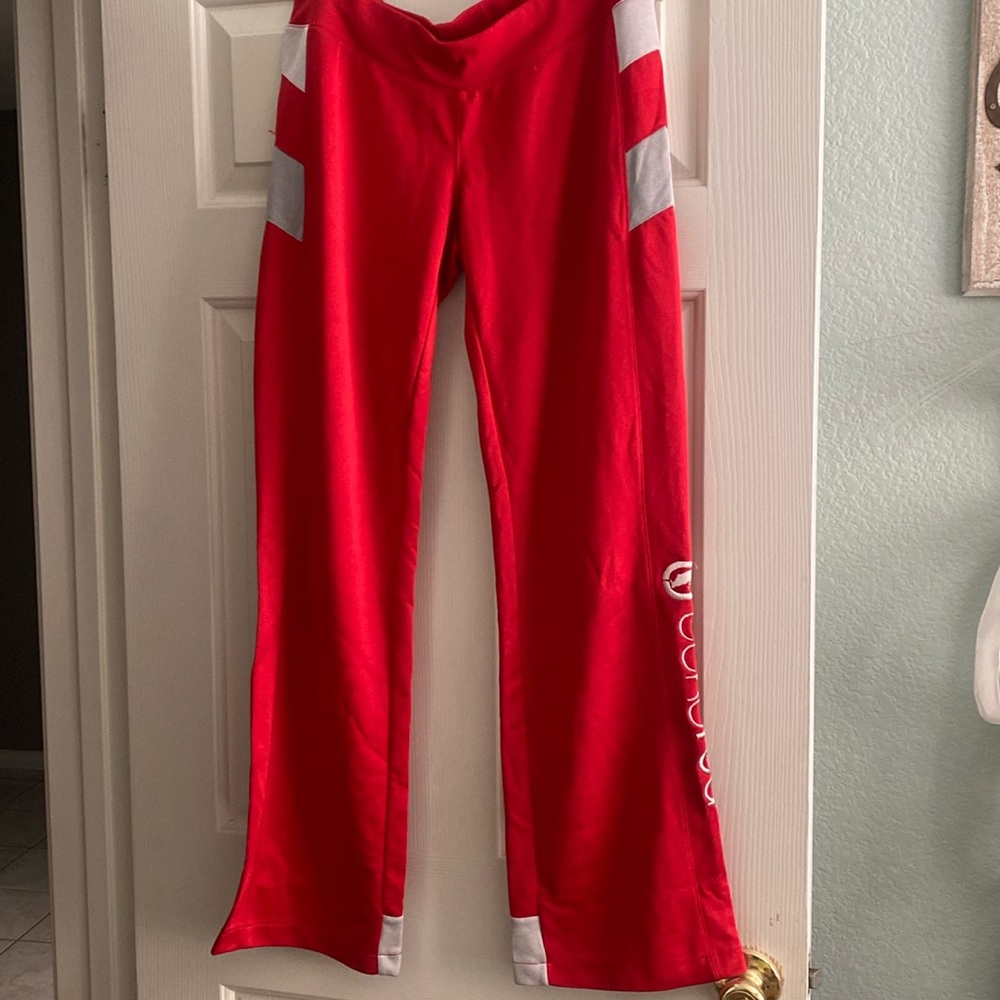 eckored flared leggings.